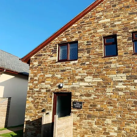Waveside-waterside With Hot Tubresort Poolgym * Padstow